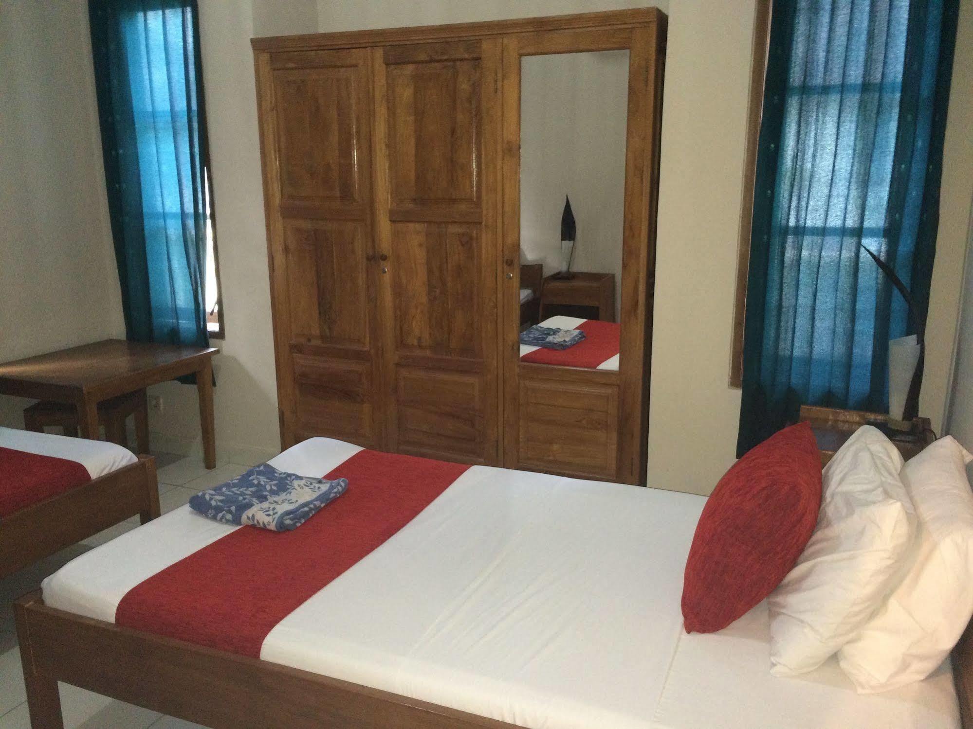 Secret Garden Inn Kuta Lombok Kültér fotó