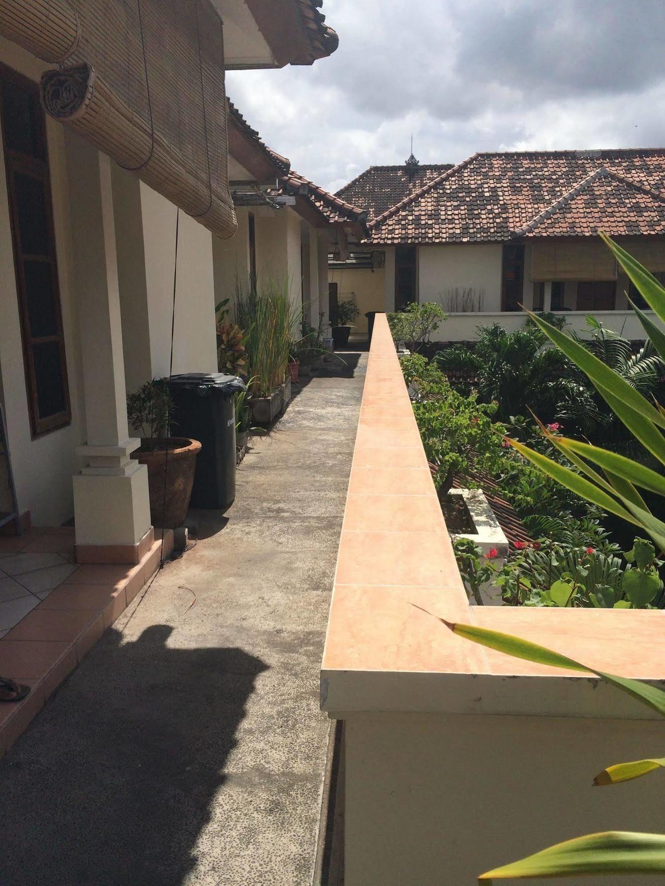 Secret Garden Inn Kuta Lombok Kültér fotó