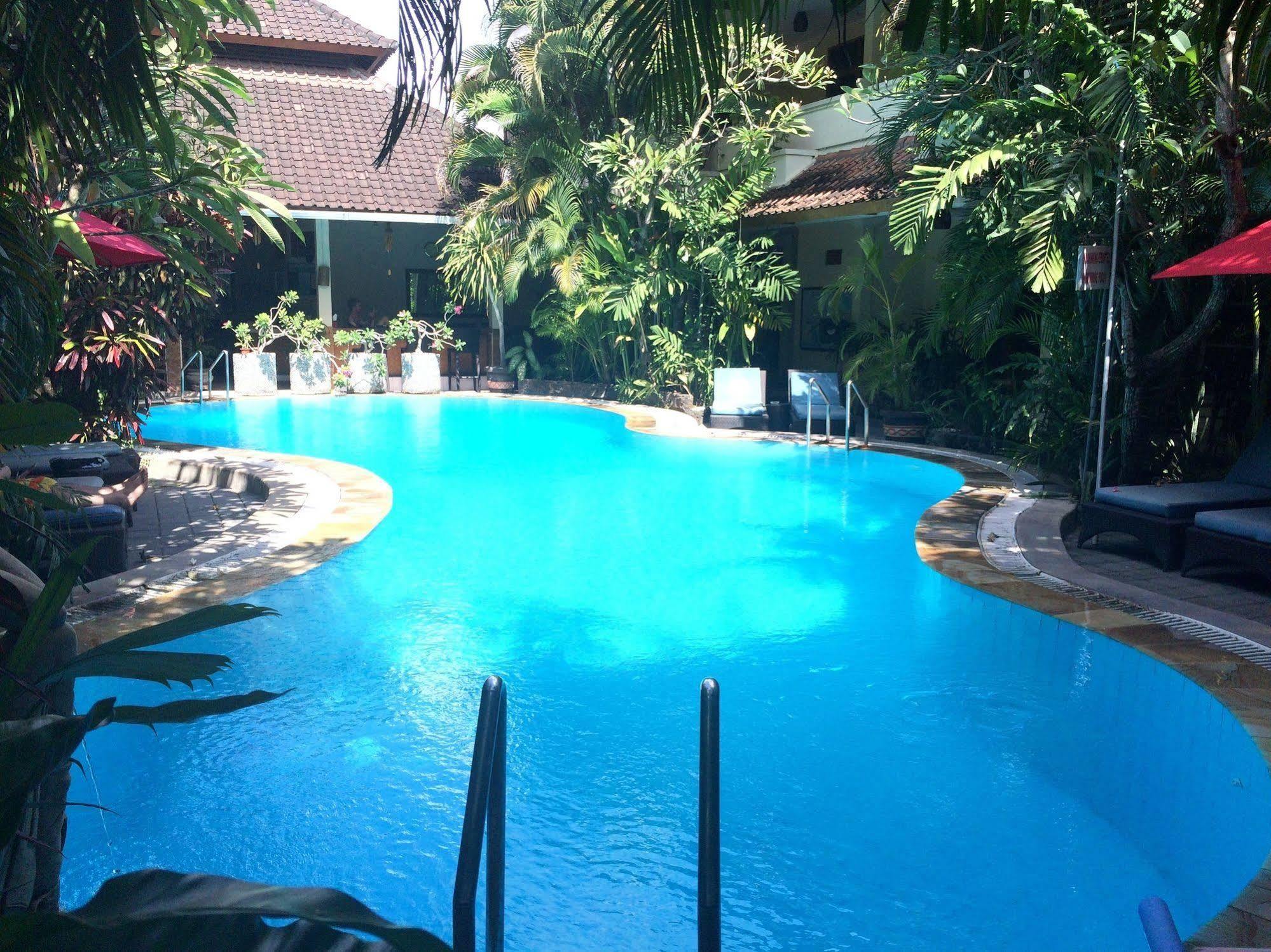 Secret Garden Inn Kuta Lombok Kültér fotó